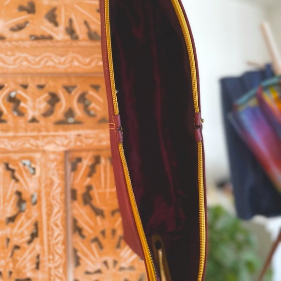 Vintage style NEW design Italian Leather Clutch - Picture 5 of 5